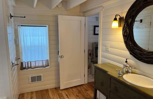 25-Bed, Amenity-Rich Estate in a Private Forest - Foto 71