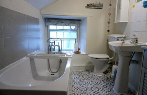 Ty Hen - Quirky Grade II Listed Cottage - Foto 20