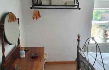 Wales' Highest Village - The Chartist Cottage - Trefil - Photo 23