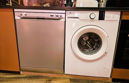 Mitrons - Apt B - Photo 11