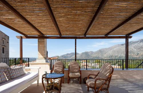 Captain's Hyatt - Photo 23