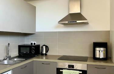 Bright & Cozy 2 bed Apartment - Foto 2