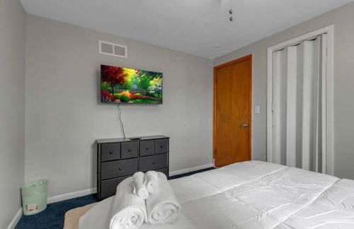 Family Fun Pool Central Airport - Photo 14