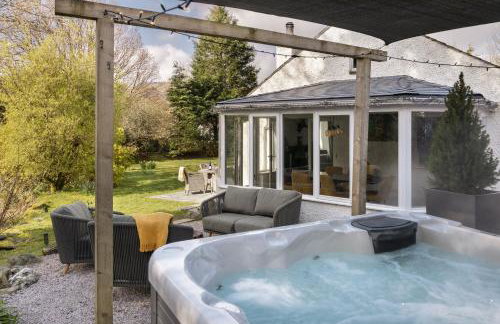 Bellfoot Rural Retreat and Hot Tub - Photo 56