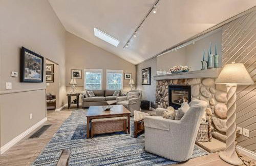 Mountainside Escape EV Charger, Patio & Views - Foto 14