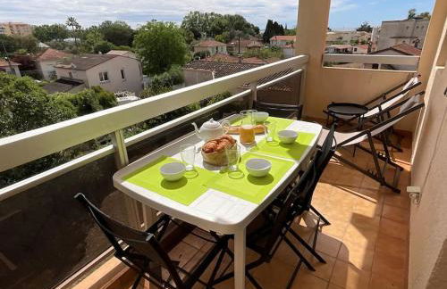 T2 JuanOnTheBeach - Photo 1