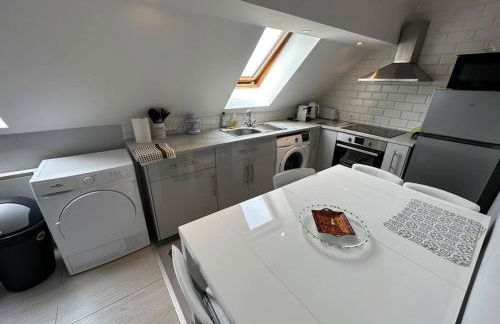 Modern Family House near Astérix Airport Chantilly - Foto 13