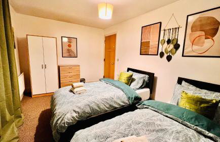 Birmingham City Centre Apartment with Parking - Photo 27