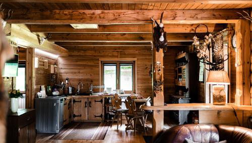 Myśliwska chata na skraju lasu - Foto 2