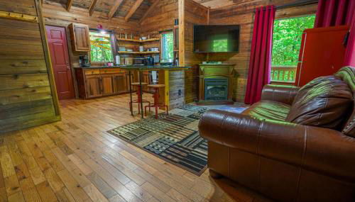 The Big Little Cabin - Hot Tub & Playground - Foto 2