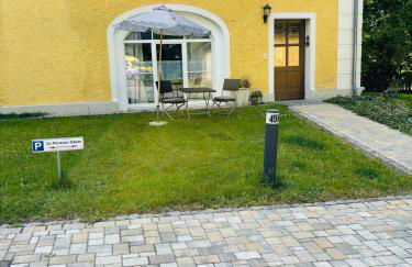 Alter Gutshof Kromlau Direkt am Schloss und Rhododendronpark, Terasse und Parkplatz - Foto 17