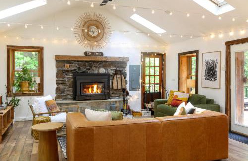 Stunning Catskills Cabin - Photo 62