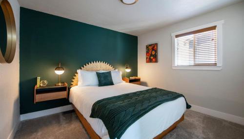 Mid-Century Modern Home - Hot Tub and Game Room - Foto 4