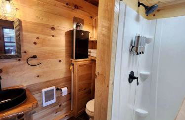 Wooden Chic Cabin Fully Stocked near Tappan Lake in Ohio - Foto 4
