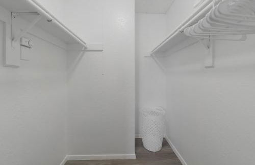 The Landry 257 Spacious and Cozy 1 Bedroom 1bth - Foto 16