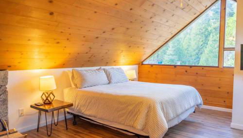 Hawks Nest- Perfect Getaway in Shaver Lake - Foto 2