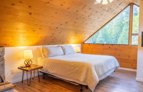 Hawks Nest- Perfect Getaway in Shaver Lake - Foto 2