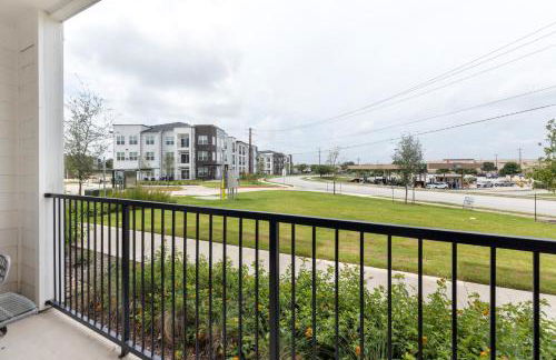 Large Lively Apt - Foto 40