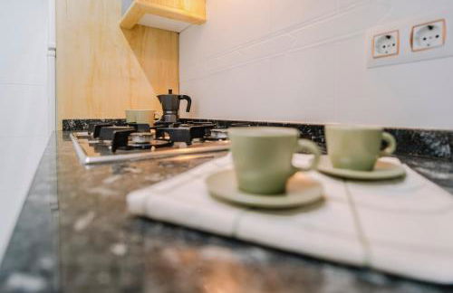 Centro, Hospital y Campus Universitario a 5 minutos - Camas de primera - Lavadora - SmartTV - Wifi 1 GB - Teletrabajo - Foto 18