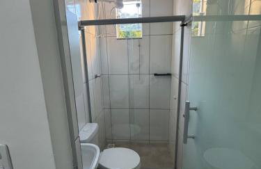 Flat confortável próximo ao centro - Foto 6