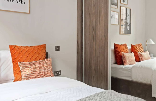 Lovely 2 Bed near Covent Garden & Tube - Photo 2