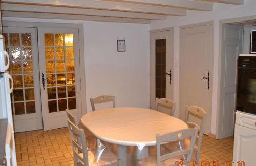 Gîte spacieux avec terrasse, 3 chambres, équipements bébé, à 16 km de Gérardmer - FR-1-589-23 - Foto 13
