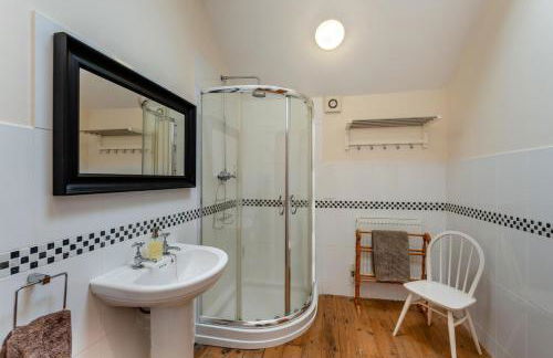 5 Bed in Middle Marwood oc-stepps - Foto 21