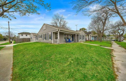 Baytown Getaway Patios BBQ Family-Friendly - Foto 33