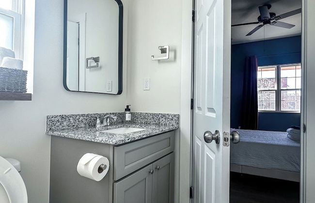 StayAE - Flamingo House - Photo 40