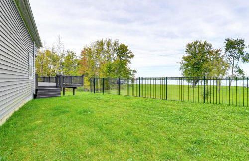 Steps From Oneida Lake Spacious Gem with Game Room! - Foto 37