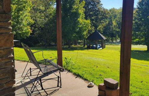 LI Airbnb - NWA mt bike, hike, and golf retreat - Foto 64