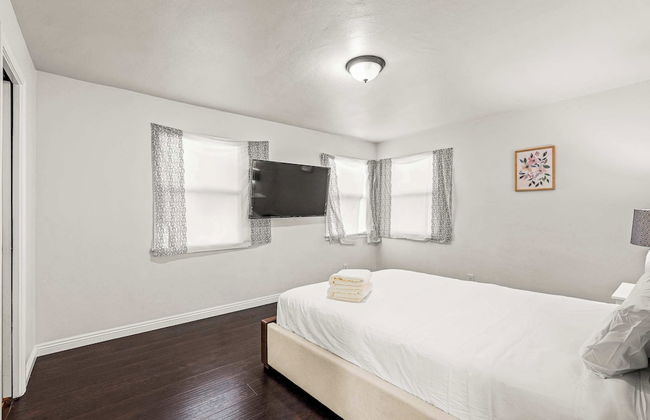 Not Affected by the Fire/spacious Retreat w/ Large Kitchen & Outdoor Patio - Foto 12