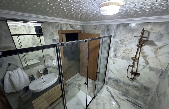 Mariposa Luxury House - Photo 22