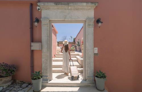 Arhontiko Arhanes Suites - Photo 3