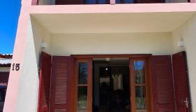 Apartamento 2 andares, na frente da praia - Foto 2