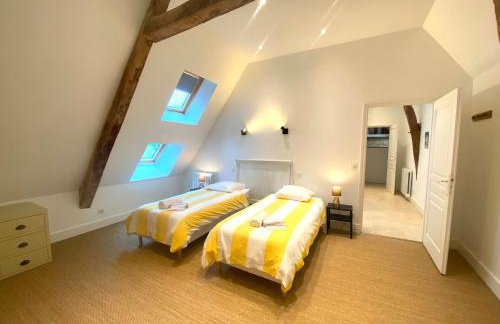 Le Pressoir du Château de Neuville - Piscine chauffée - Jeux - Forêt - Foto 32