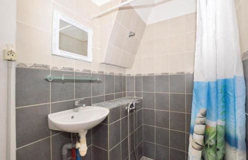 Amazing Home In Aleria With Wifi - Foto 14