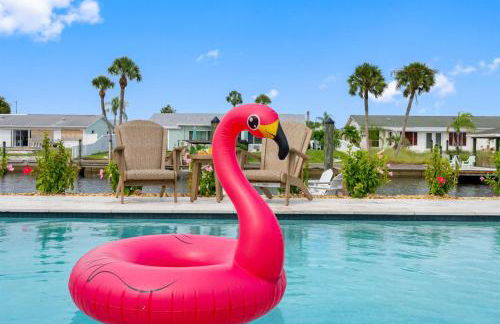 Brand New Saltwater Pool! - Waterfront Canal - Luxury Home - Foto 50