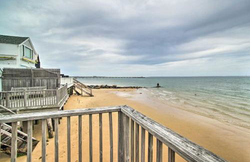 Right on Commercial St! Waterfront Condo with View - Foto 2