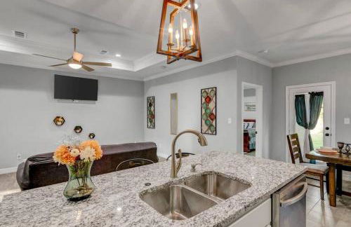 Reduced! Renovated hidden gem. Chef Kitch. Wheelch - Foto 21