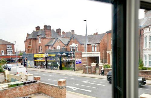 Large 1 Bed Apartment In Southsea Portsmouth - Sleeps 4 & Free Parking - Foto 27