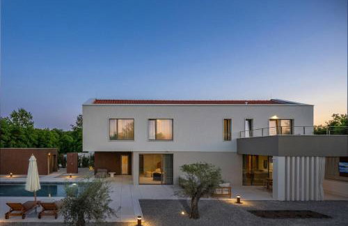 Villa Nara - Modern Villa with Pool & Spa in Istria near Rabac - Photo 1