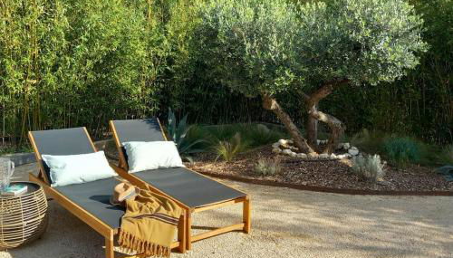 Appartement Indépendant avec Jardin et Piscine en Provence - Foto 4, Garden, sunbed, Garden view