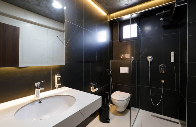 Nest Suites - Photo 33