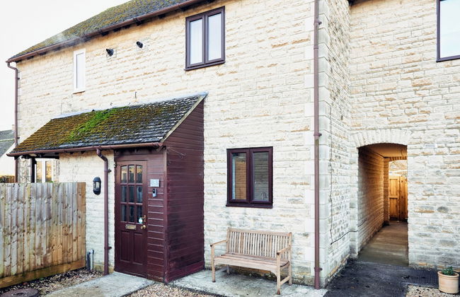 Bluebirds Cottage Light Airy 2BD Bourton - Photo 25