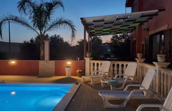 Villa Radiosa In Sicily with private fenced pool, Please read, leggete, HOST INFO for correct cost - Foto 54