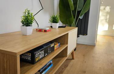 Modern Homes - Voll ausgestatte Wohnung - Balkon - Hotelbetten - 4K TV - WLAN - Foto 13