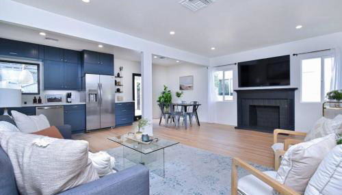 Beautiful 3 Bed Home with a Large Back Yard Outdoor Space - Foto 4