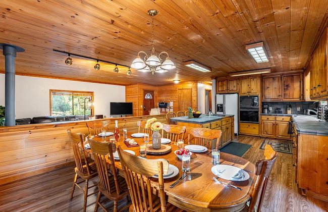 Whiskey Springs by Avantstay Classic Cabin Near Tahoe Donner Ski Area - Foto 16
