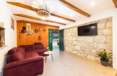 Villa Bella Pietra with private pool, sauna - Photo 15